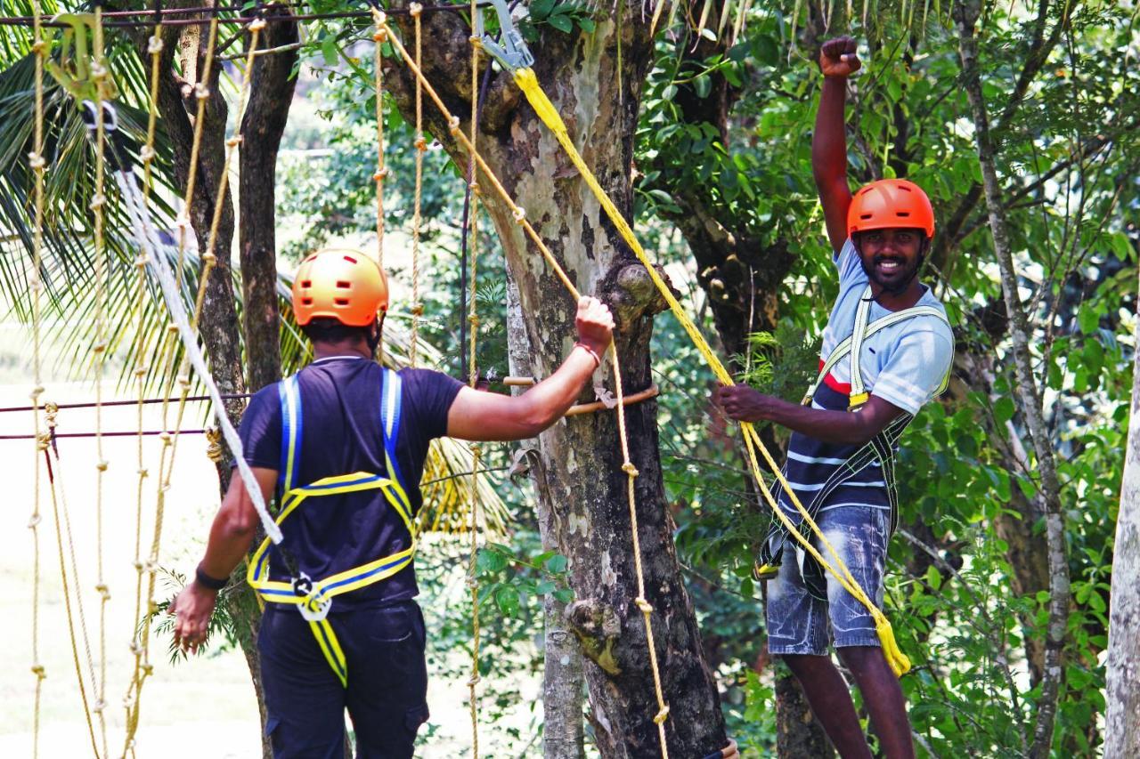 Cs County Resort Sakleshpur Ngoại thất bức ảnh