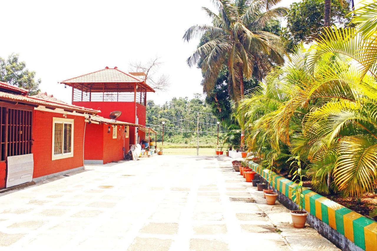 Cs County Resort Sakleshpur Ngoại thất bức ảnh